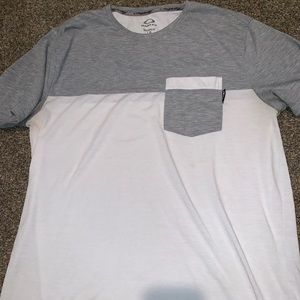 Men’s Oakley Shirt
